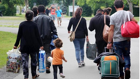ألمانيا إعفاء كفلاء اللاجئين من التزامات مالية كانت تطالبهم بها مكاتب العمل