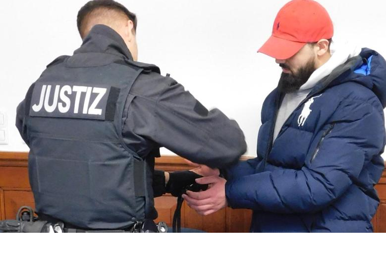 ألمانيا صدور حكم بحق طالب لجوء سوري عض شرطي أثناء القبض عليه