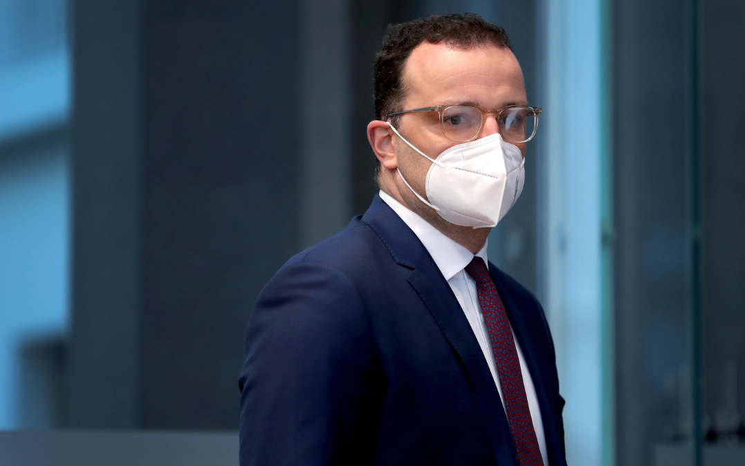 وزير الصحة الألماني يستبعد تخفيف الإغلاق العام في البلاد بعد تحذيرات ميركل