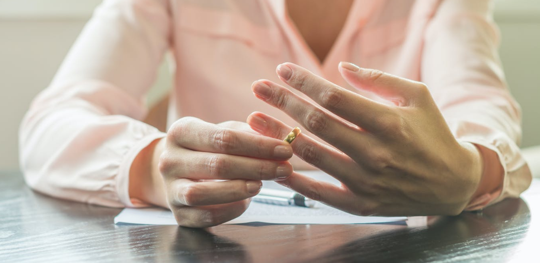 حقوق المراة المطلقة في المانيا بعد الطلاق وهل يحق لها المطالبة بالنفقة