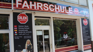 مدرسة سواقة للحصول على رخصة القيادة في المانيا DILEK Tirkes GmbH